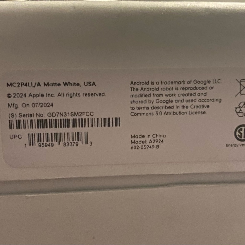 Beats Studio Pro Wireless Headphones-Matte White - Picture 2 of 2